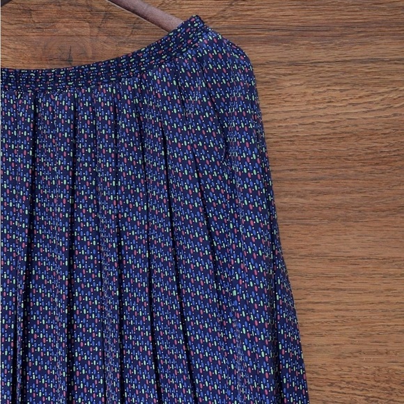Leslie Fay Dresses & Skirts - Size 12: 90’s Vintage Leslie Fay Abstract Print Pleated Skirt